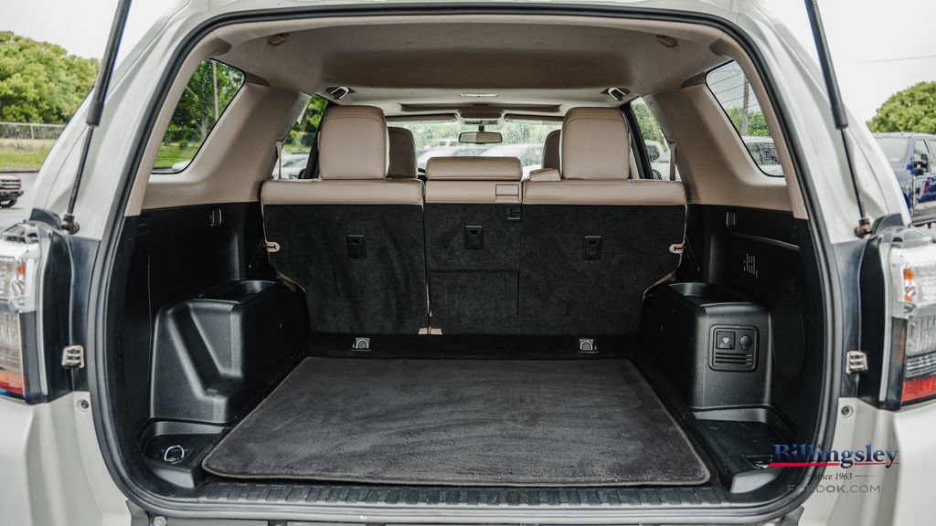 Used 2016 Toyota 4Runner Limited image 9