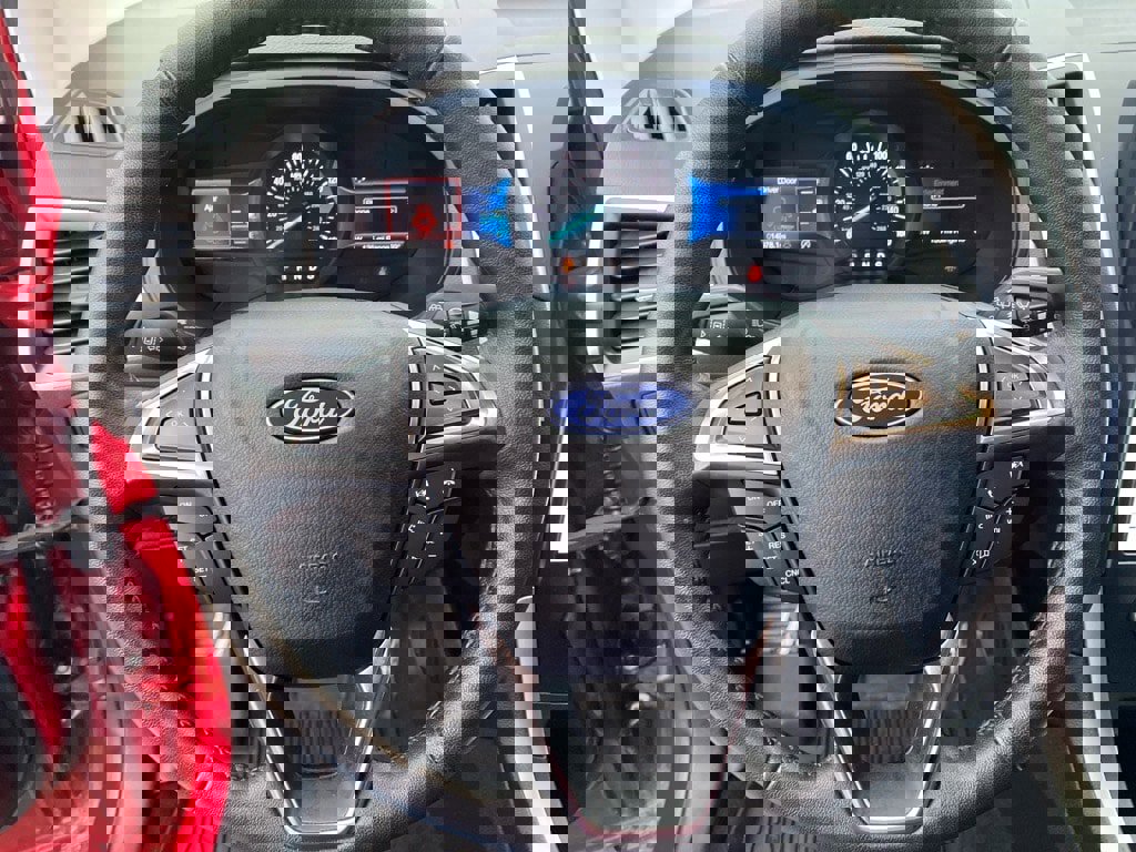 Used 2024 Ford Edge SEL w/ Convenience Package image 10