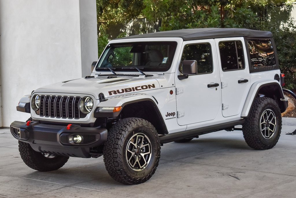 New 2026 Jeep Wrangler Unlimited Rubicon w/ Convenience Group image 3
