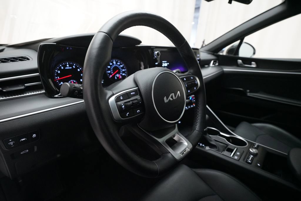 Used 2023 Kia K5 GT-Line image 8