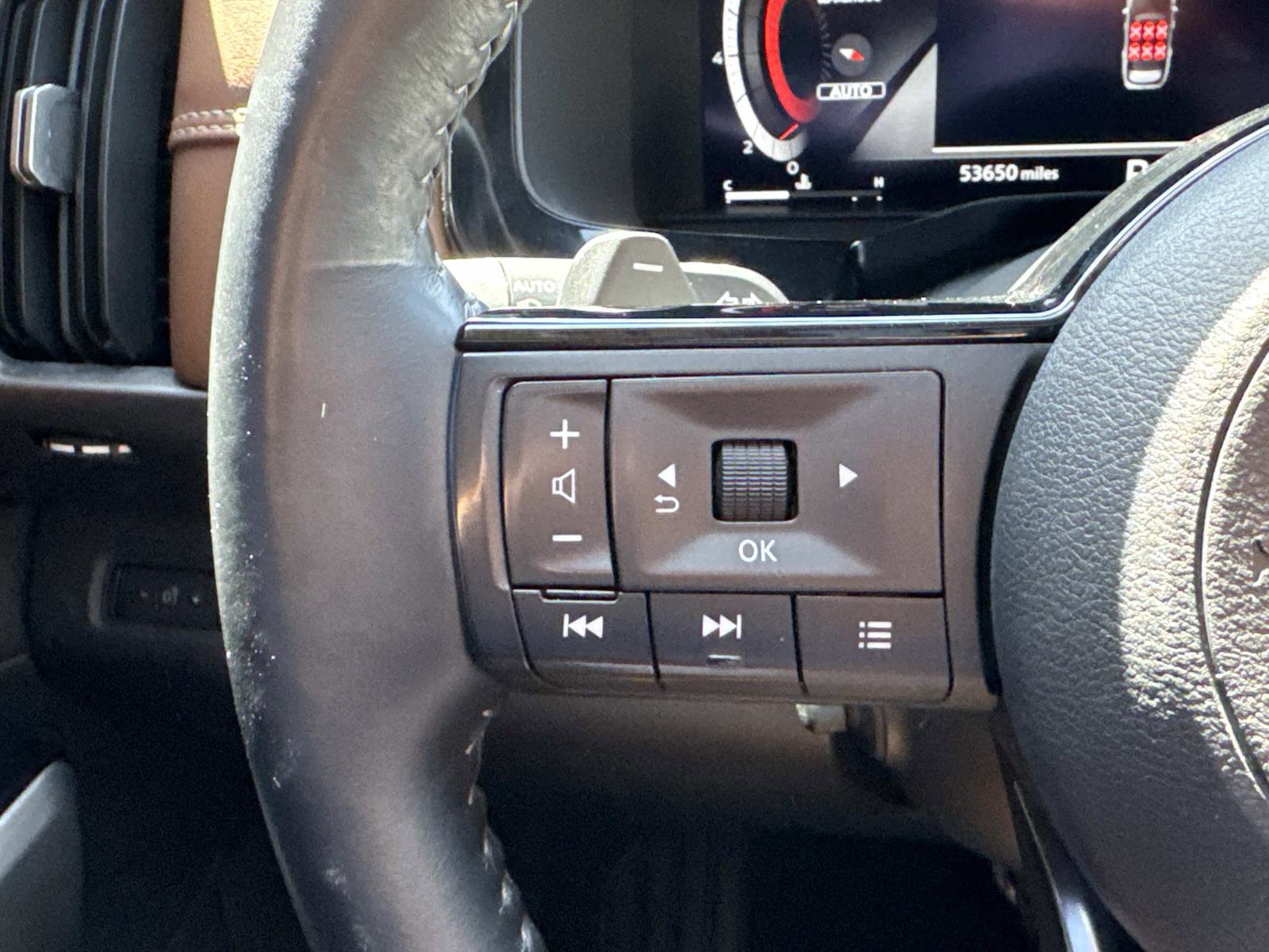 Used 2023 Nissan Pathfinder Platinum w/ Cargo Package AWD/4WD image 20