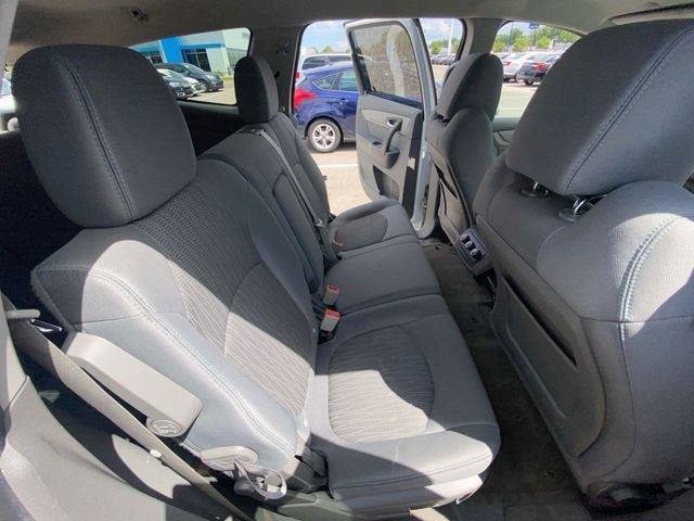 Used 2017 Chevrolet Traverse LS FWD image 3