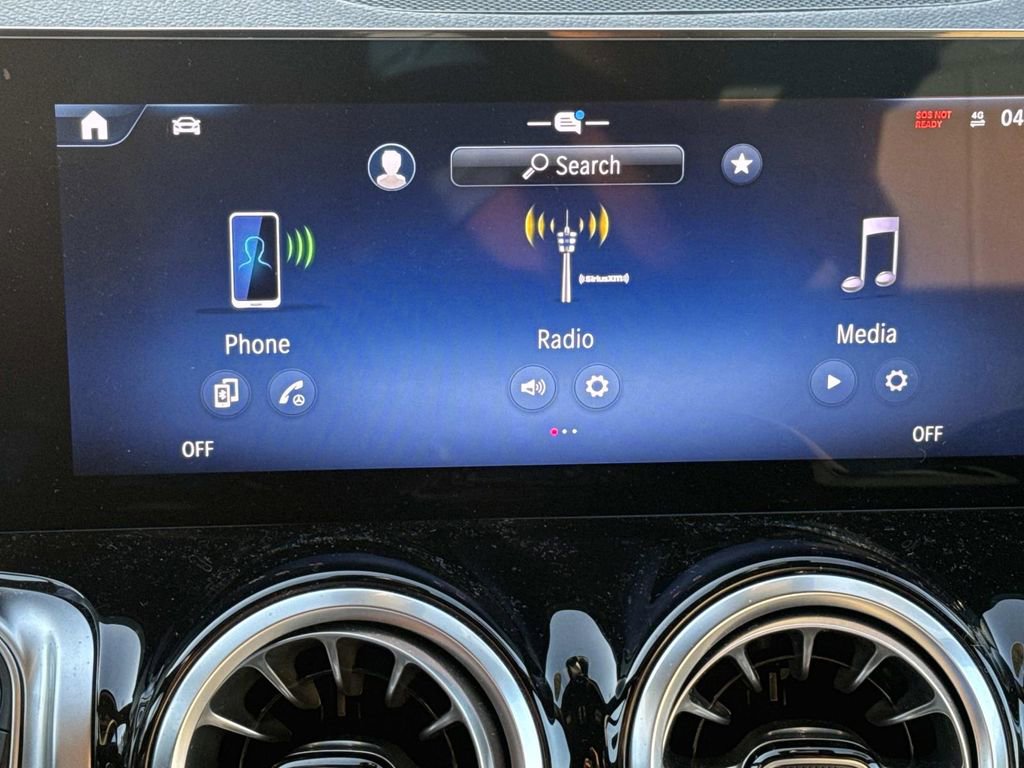 Used 2025 Mercedes-Benz GLB 250 image 24