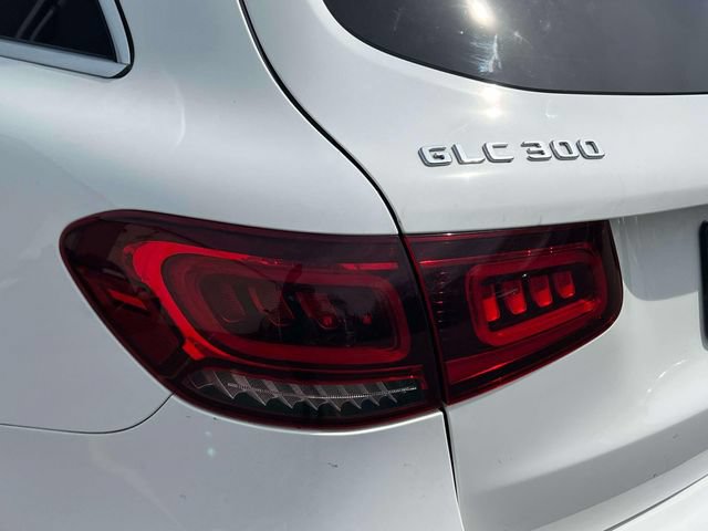 Used 2022 Mercedes-Benz GLC 300 w/ Premium Package Lite image 11