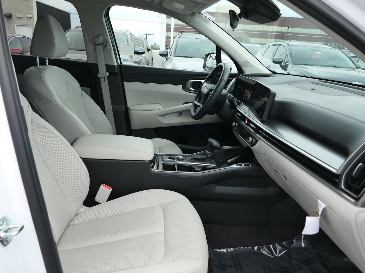 Certified 2026 Kia Sorento S FWD image 28