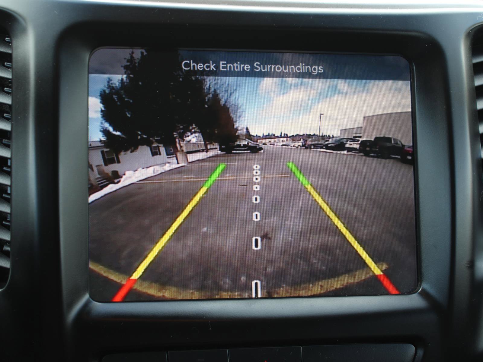 Used 2018 Jeep Cherokee Limited image 15