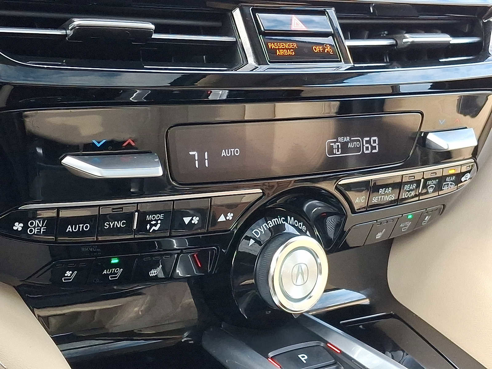 Used 2023 Acura MDX SH-AWD w/ Advance Package image 14