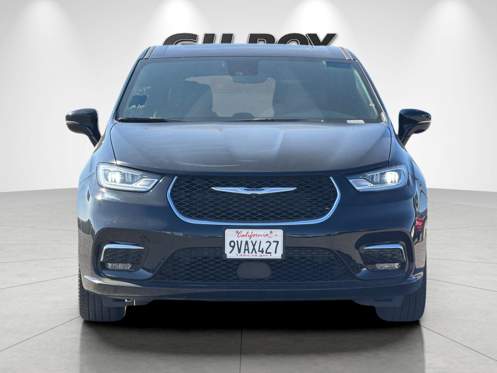 Used 2026 Chrysler Pacifica Limited FWD image 8