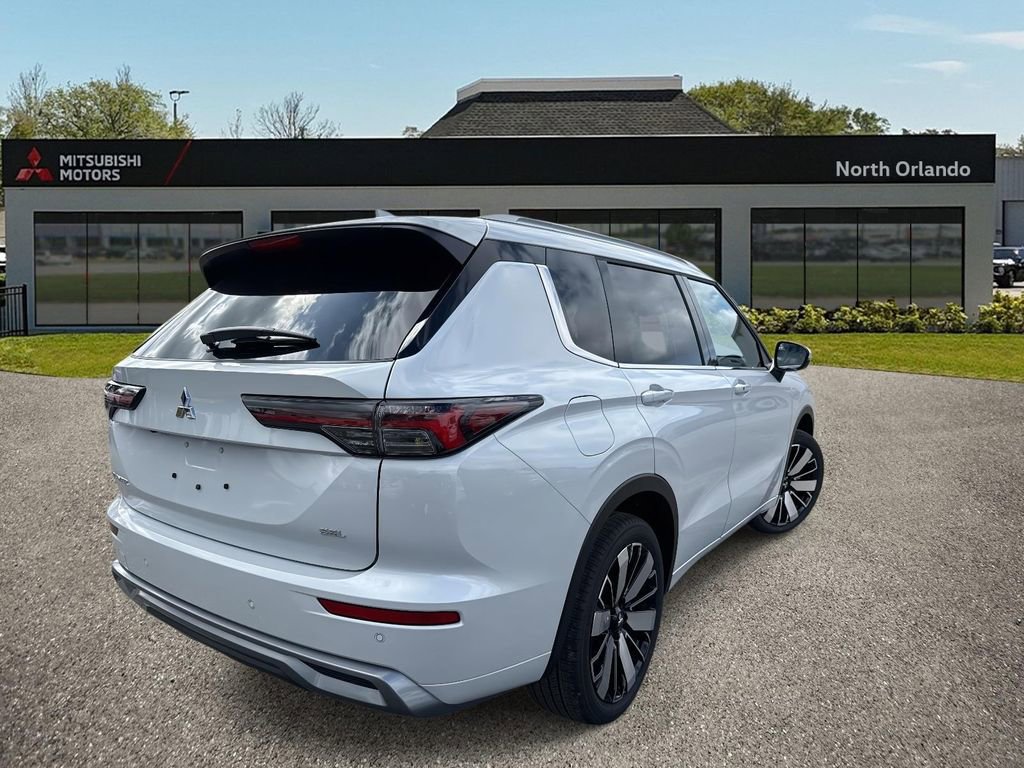 New 2026 Mitsubishi Outlander SEL image 6
