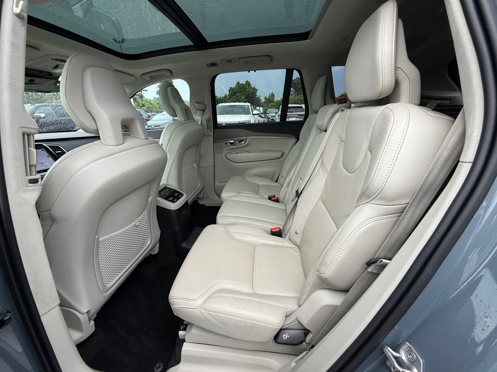 Used 2021 Volvo XC90 T8 Inscription w/ Lounge Package AWD/4WD image 25