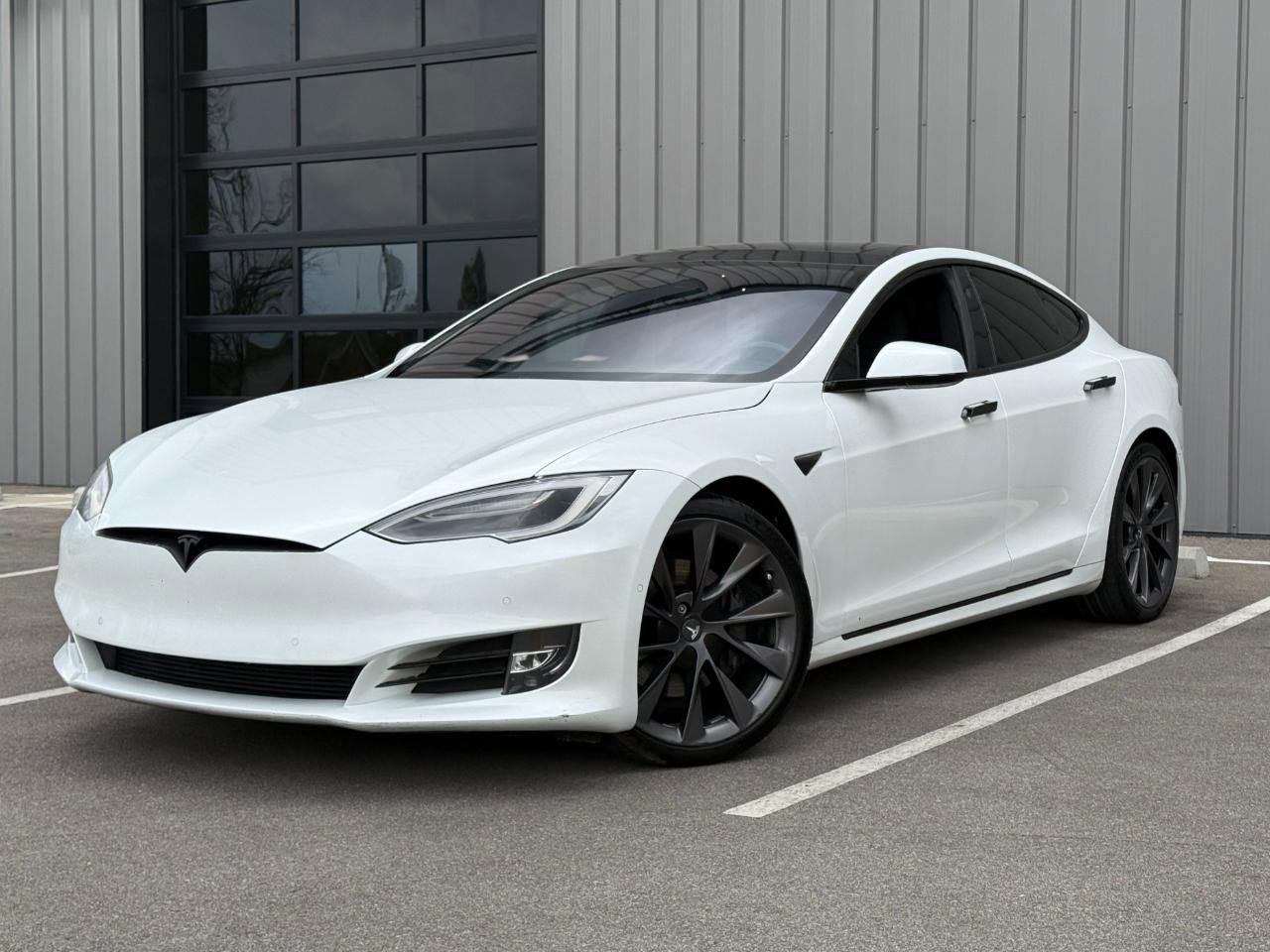 Used 2018 Tesla Model S 75D image 3
