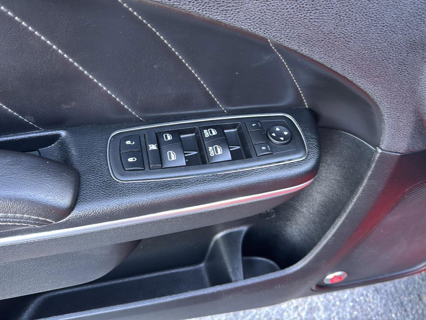 Used 2018 Dodge Charger GT image 29