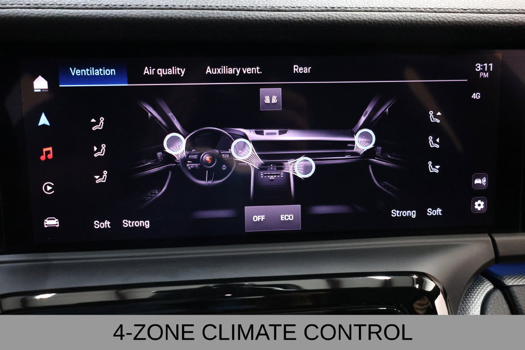 Used 2025 Porsche Panamera image 35