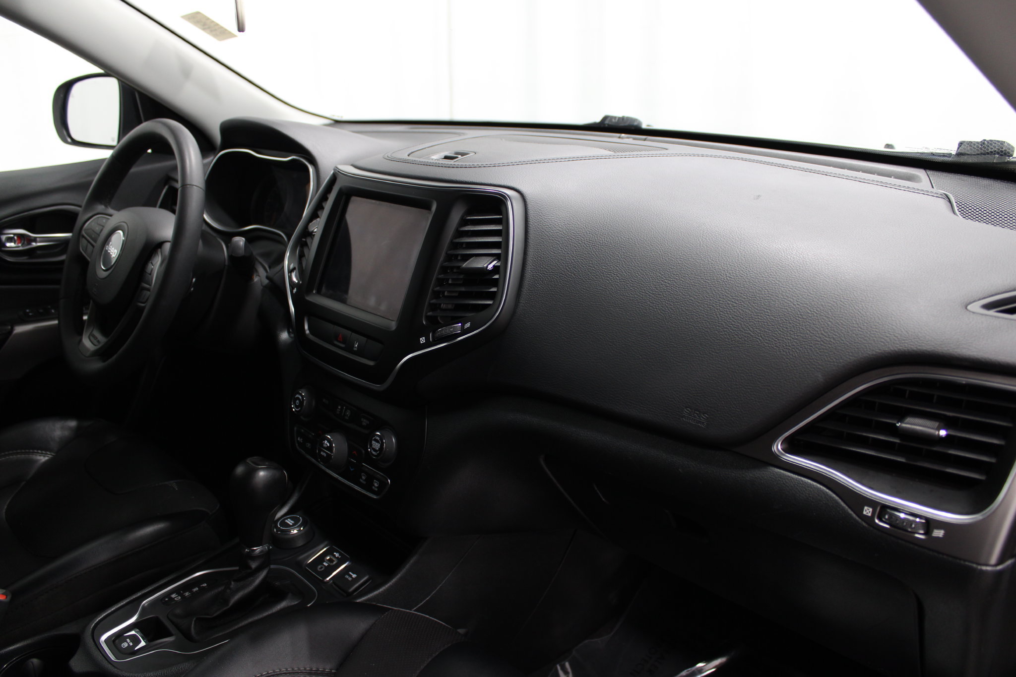 Used 2022 Jeep Cherokee Latitude Lux AWD/4WD image 26