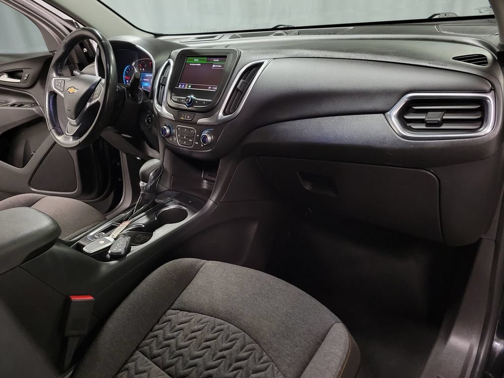 Used 2022 Chevrolet Equinox LT w/ Driver Convenience Package FWD image 32
