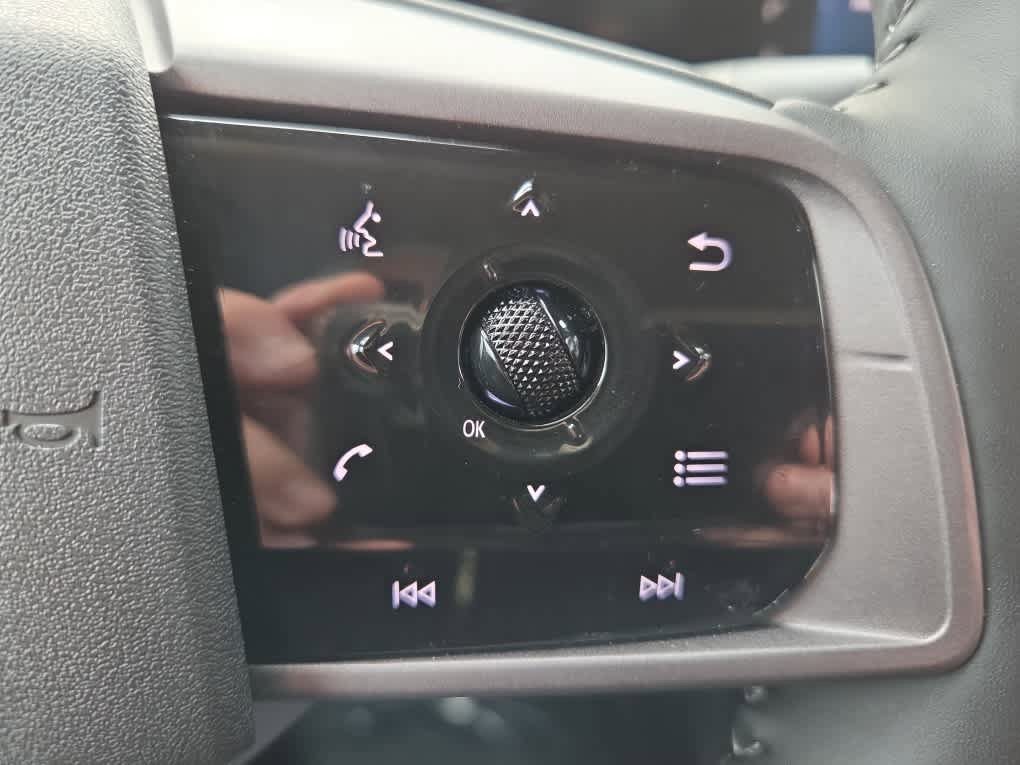 Used 2025 Nissan Murano SV AWD/4WD image 26