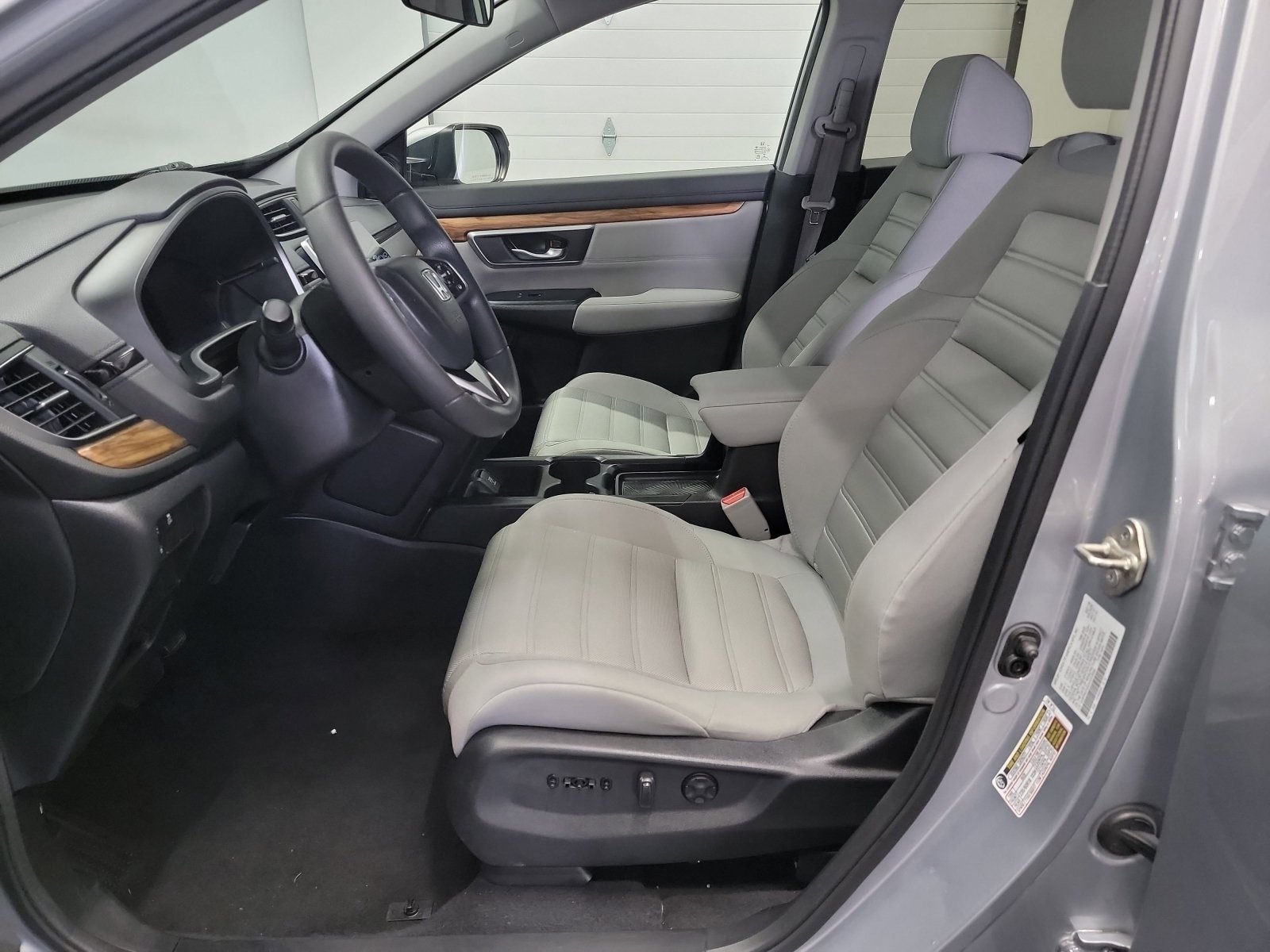 Used 2019 Honda CR-V EX image 12