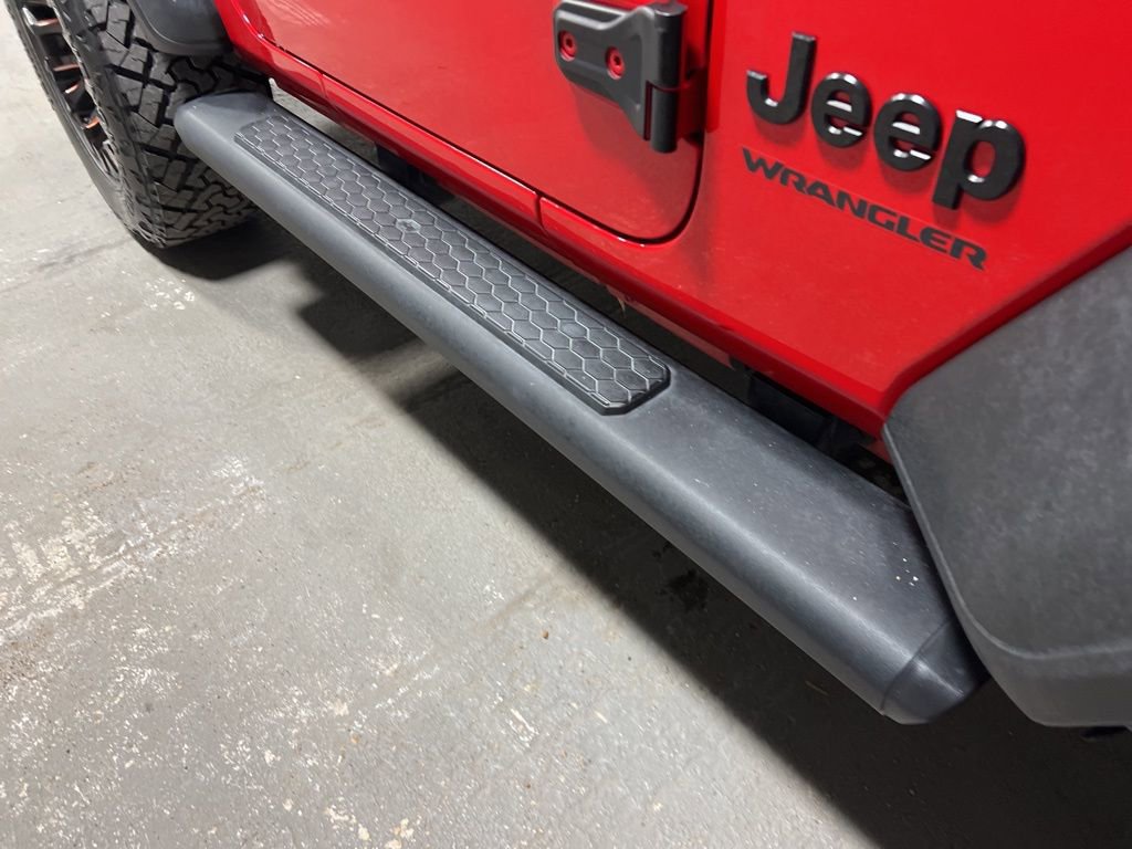 Used 2022 Jeep Wrangler Sport image 10