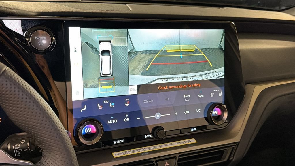 New 2026 Lexus TX 500h AWD image 25