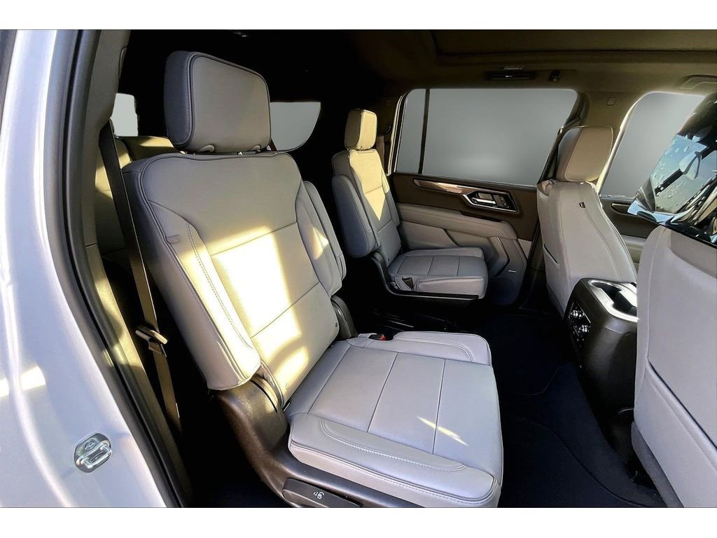 New 2026 GMC Yukon XL Elevation w/ Elevation Premium Package image 10