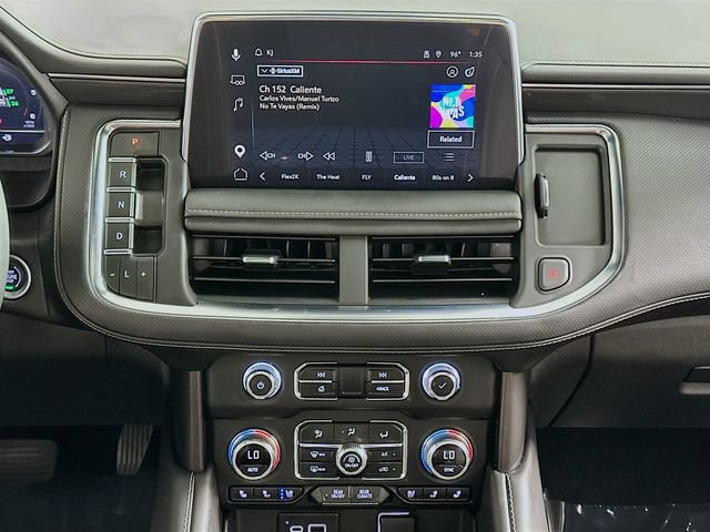 Used 2023 GMC Yukon AT4 w/ AT4 Premium Package AWD/4WD image 17