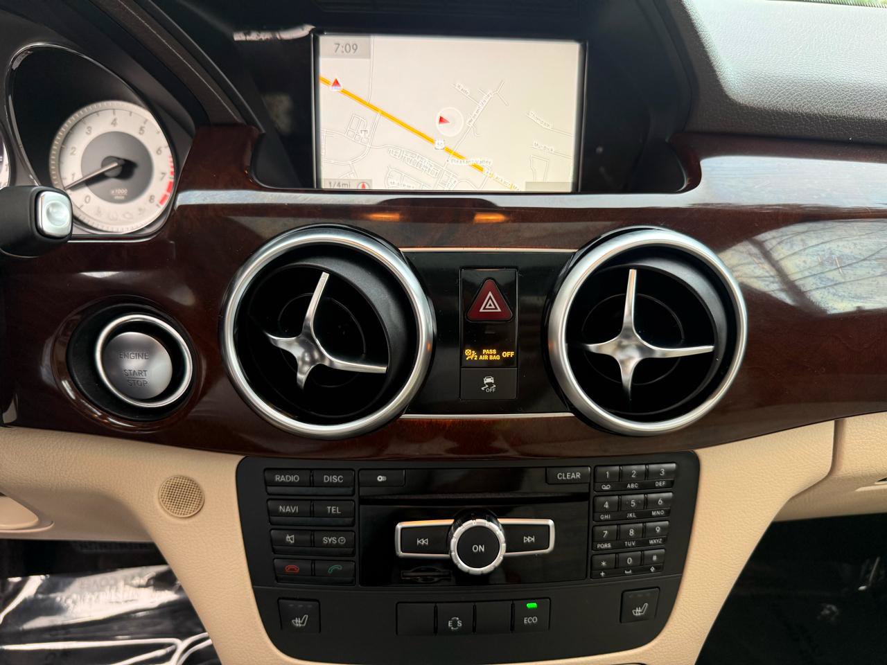 Used 2013 Mercedes-Benz GLK 350 4MATIC image 26