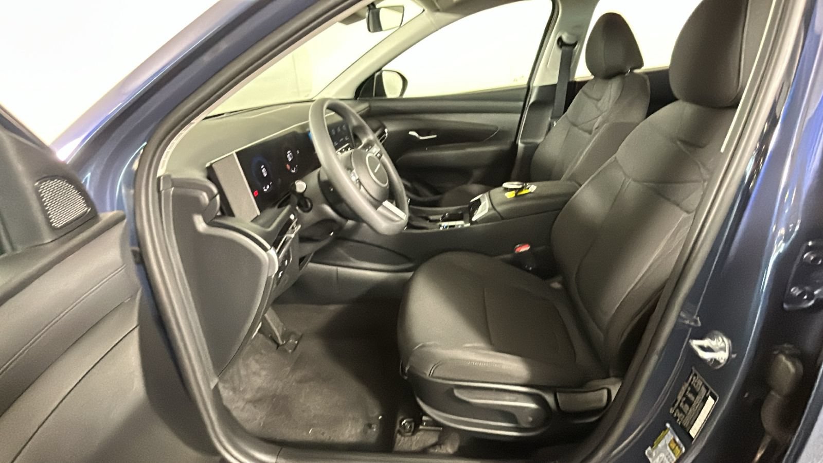 Certified 2026 Hyundai Tucson SE FWD image 13