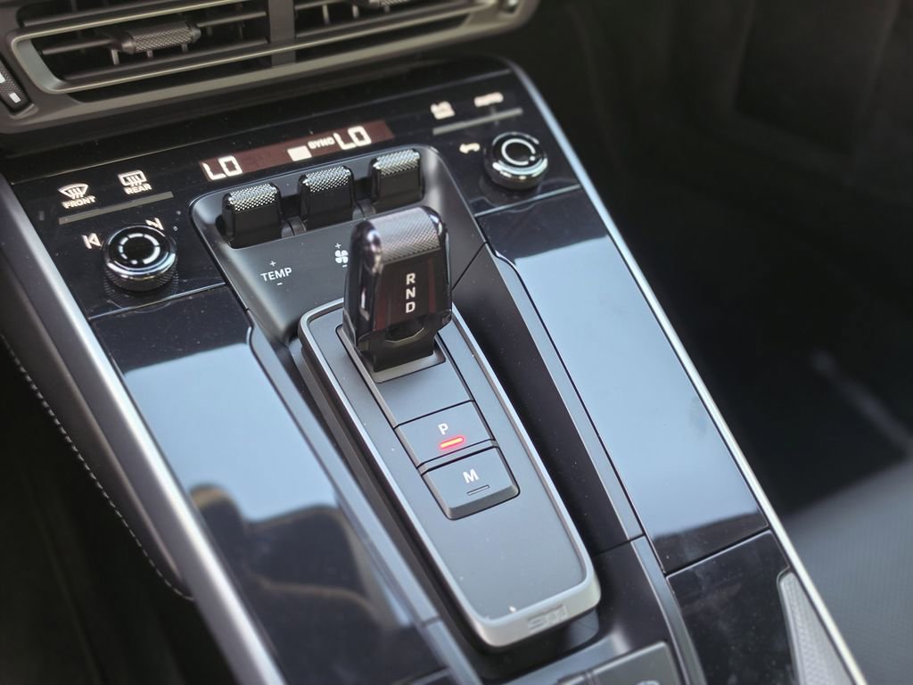 Used 2021 Porsche 911 Turbo image 22