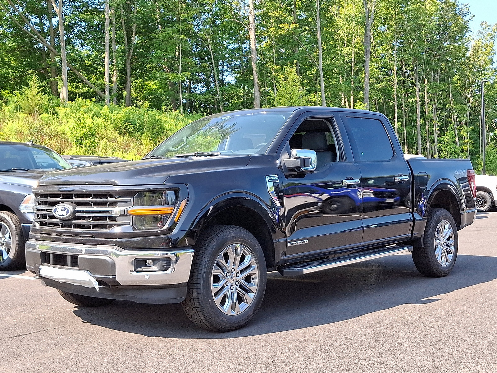 New 2025 Ford F150 XLT w/ Equipment Group 302A MID image 2