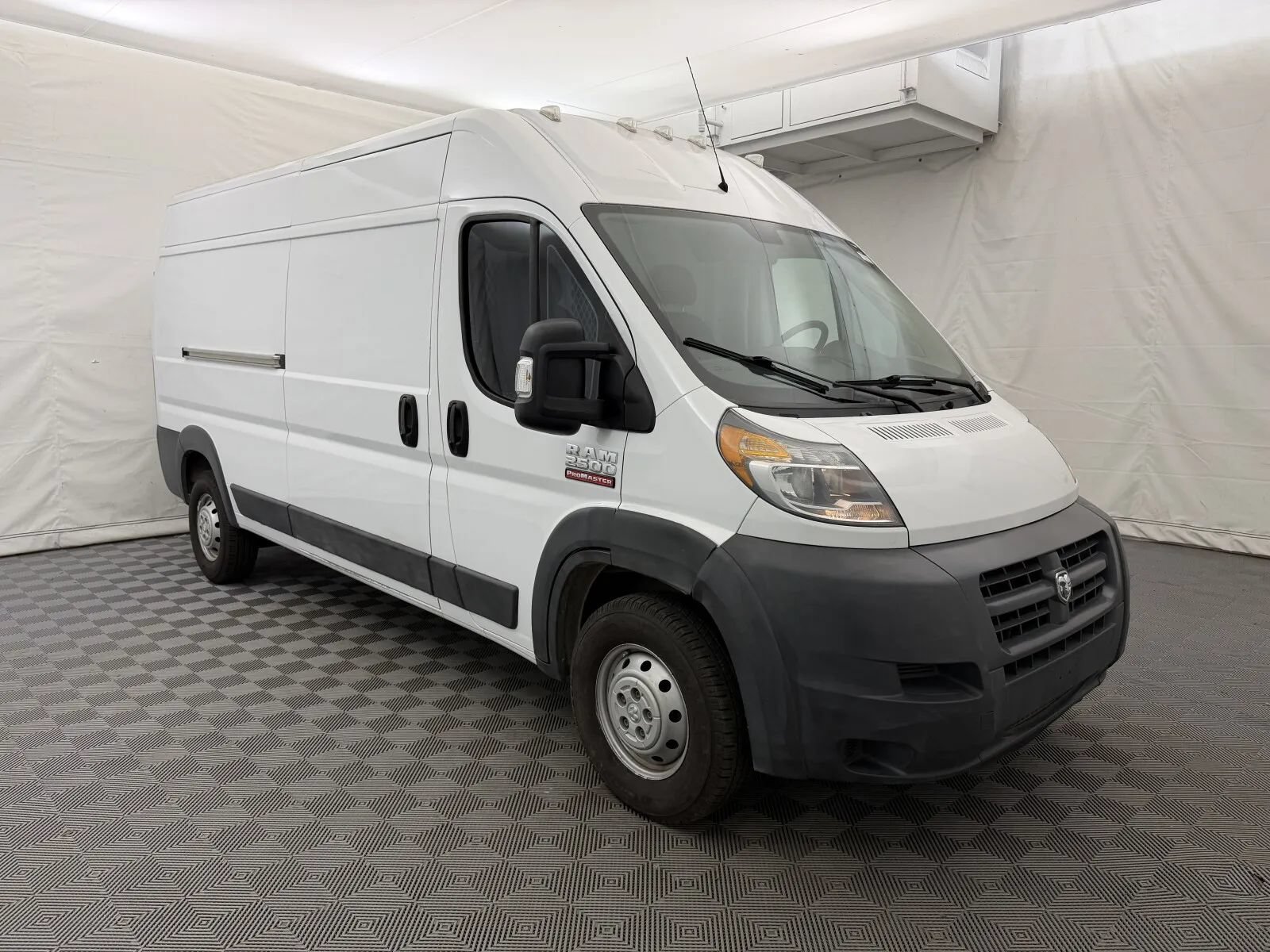 Used 2017 RAM ProMaster 2500 w/ Mopar Trailer Tow Group FWD image 4