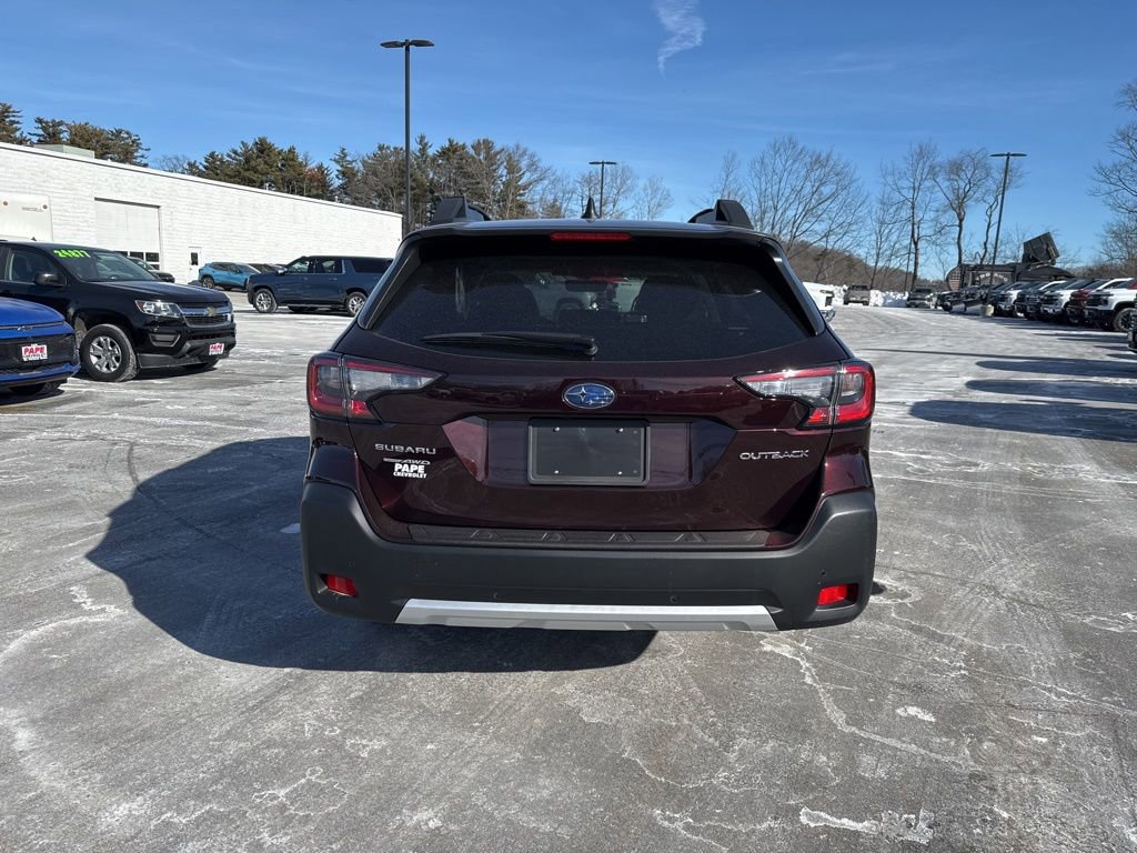 Used 2025 Subaru Outback Limited image 4
