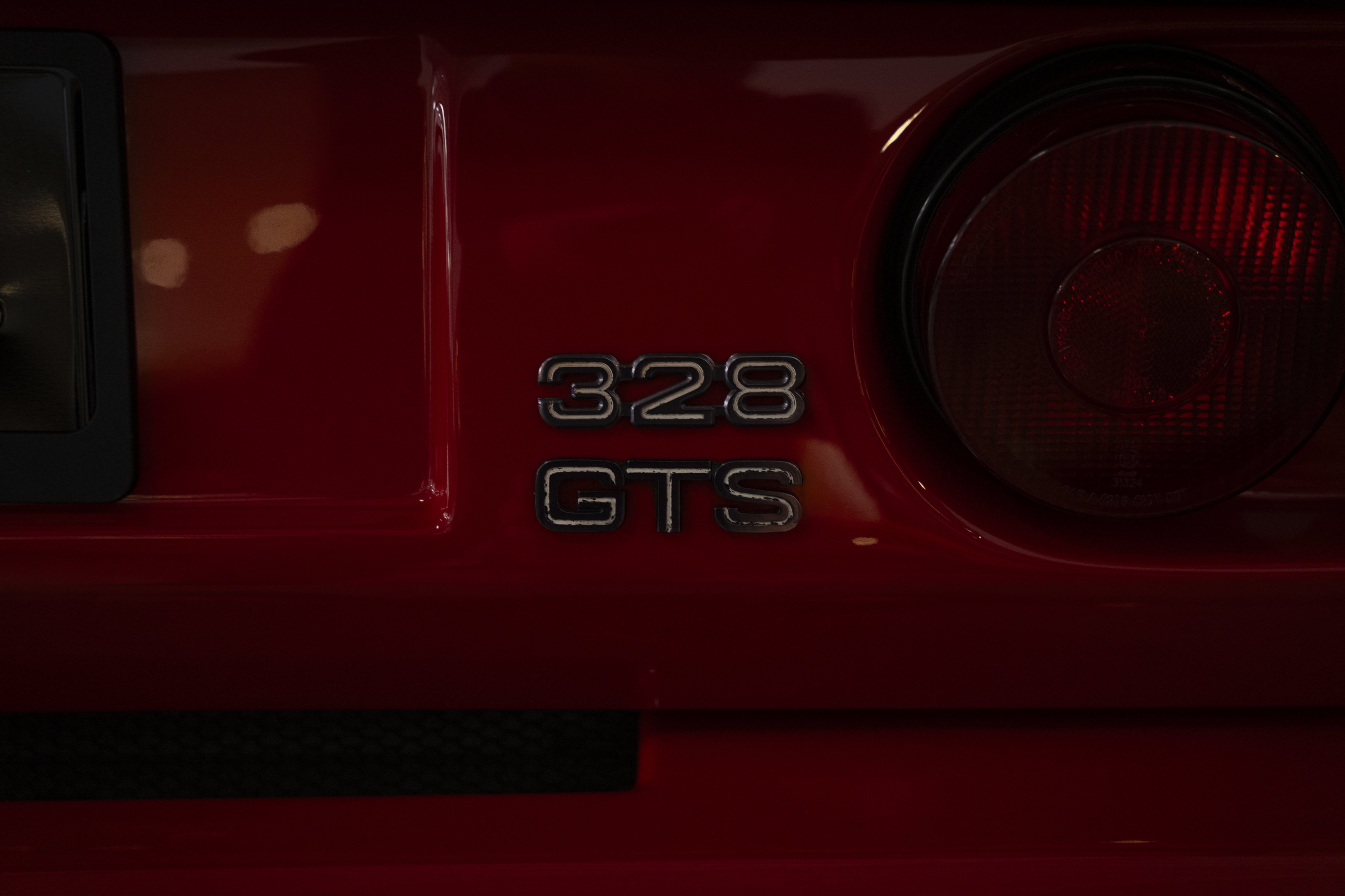 Used 1988 Ferrari 328 GTS RWD image 27