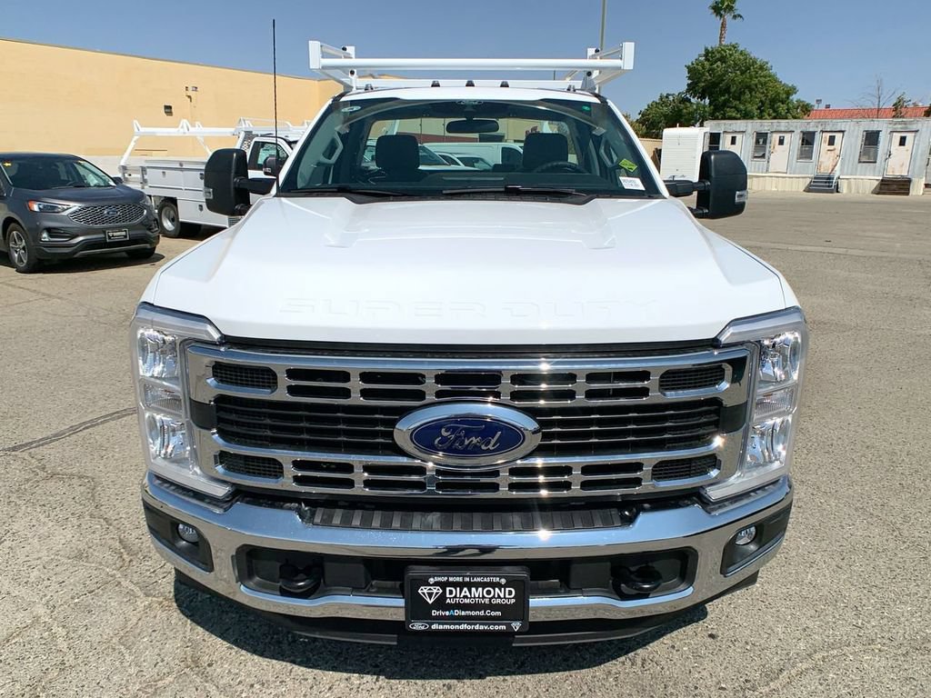 New 2025 Ford F350 XL w/ XL Chrome Package RWD image 3
