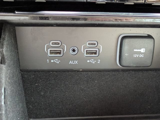 Certified 2022 Jeep Grand Cherokee L Limited RWD image 25