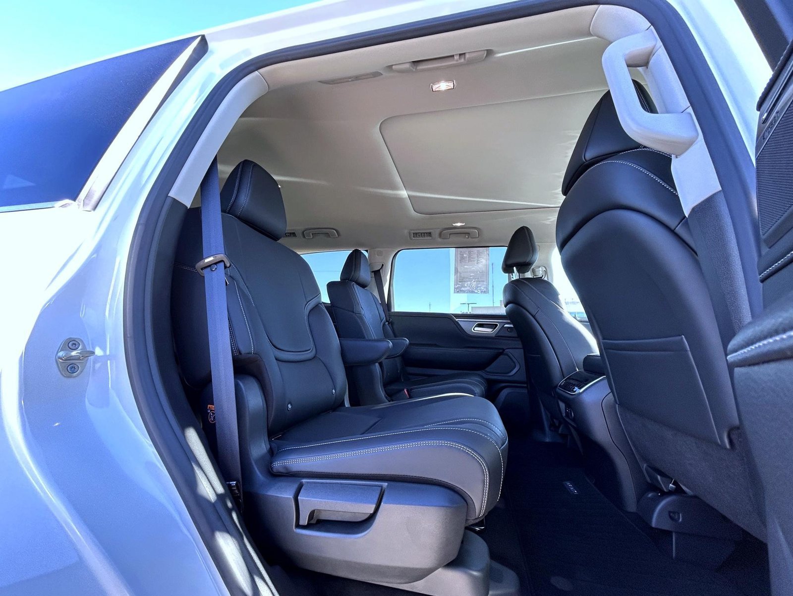 Used 2026 INFINITI QX80 Pure AWD/4WD image 18