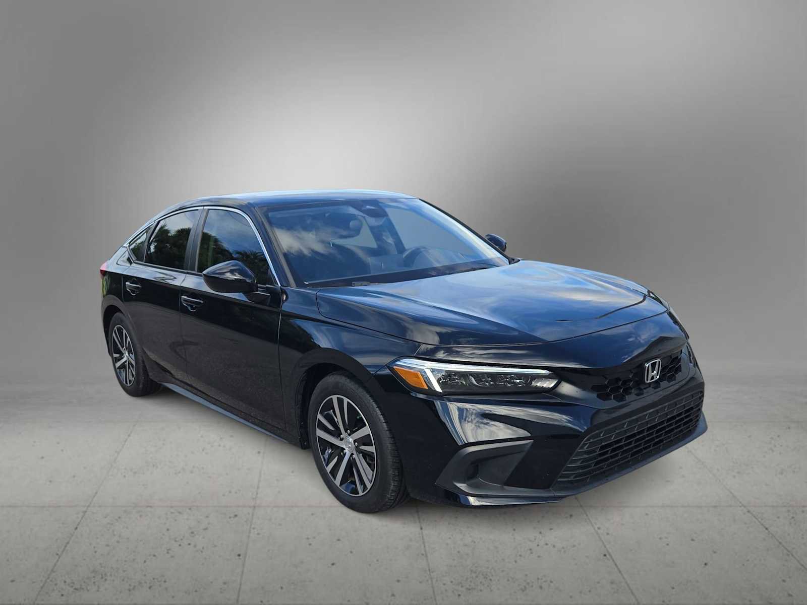 Used 2024 Honda Civic LX image 2