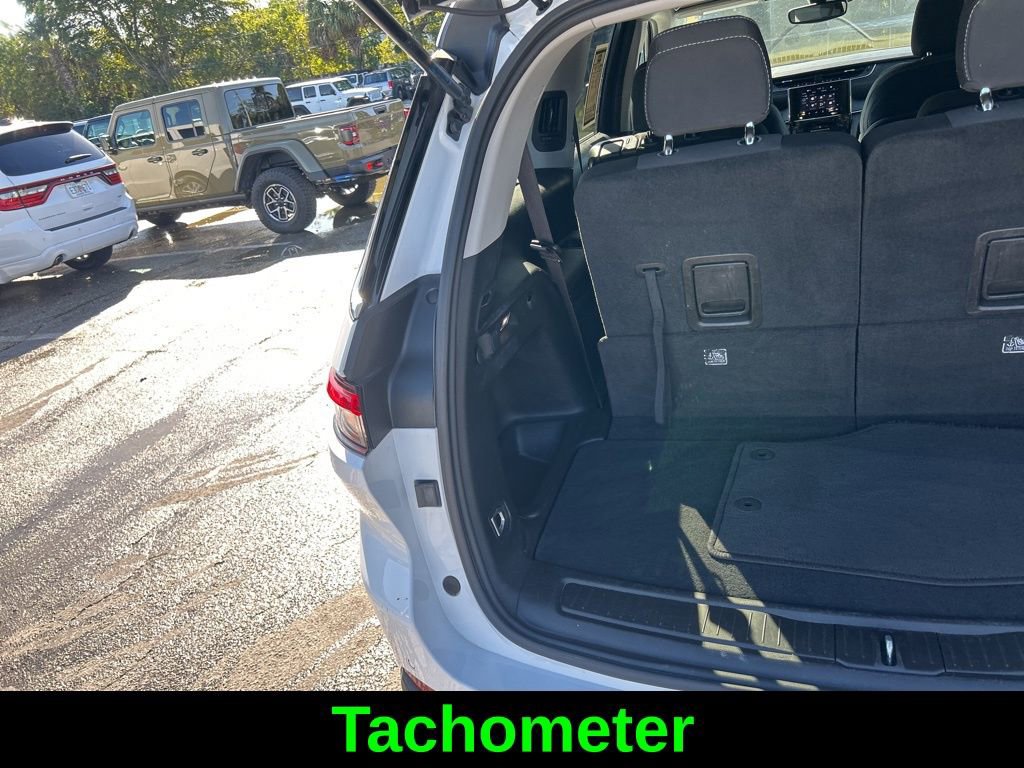 Certified 2023 Jeep Grand Cherokee L Laredo image 32