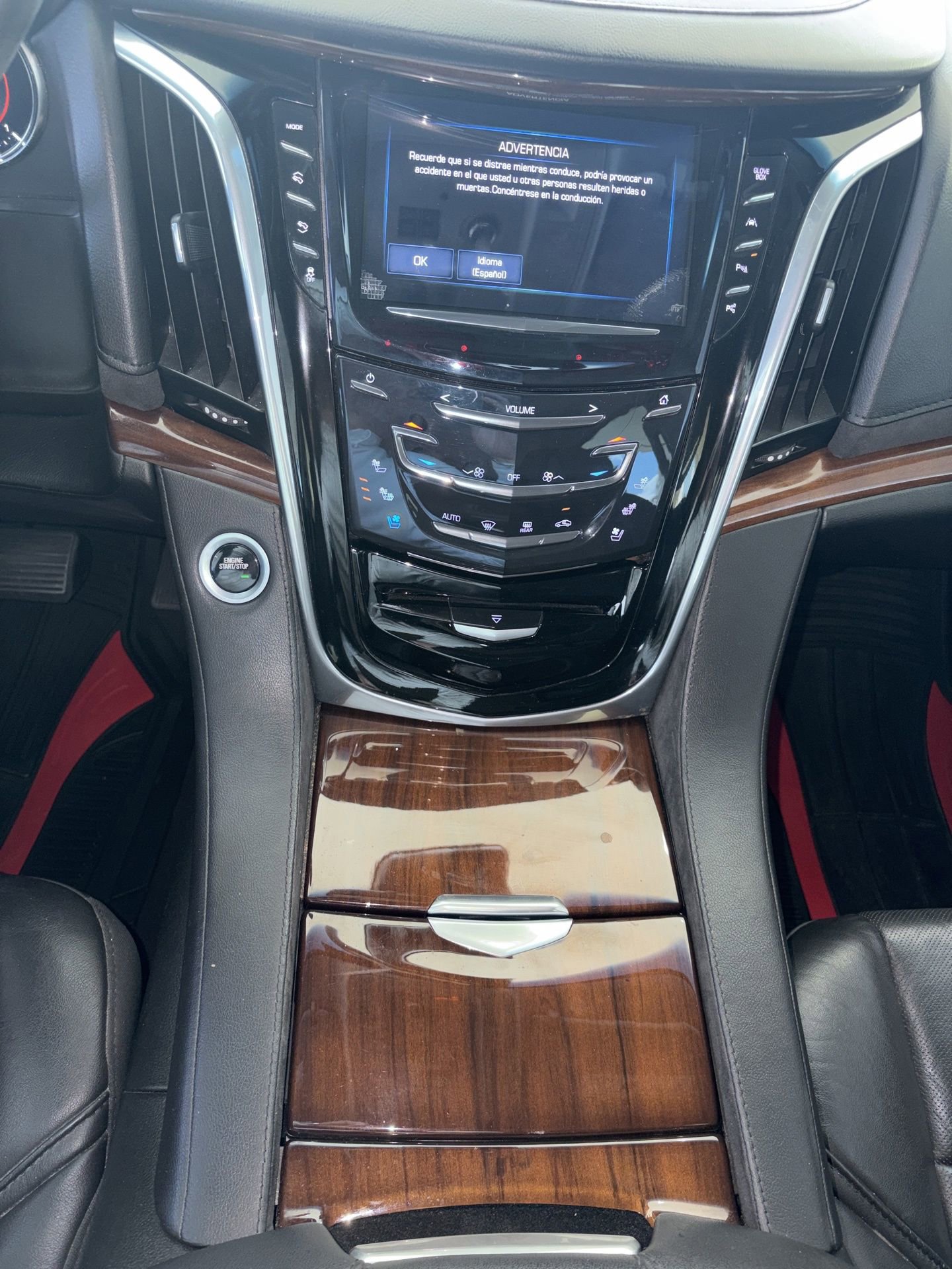 Used 2019 Cadillac Escalade Luxury RWD image 12