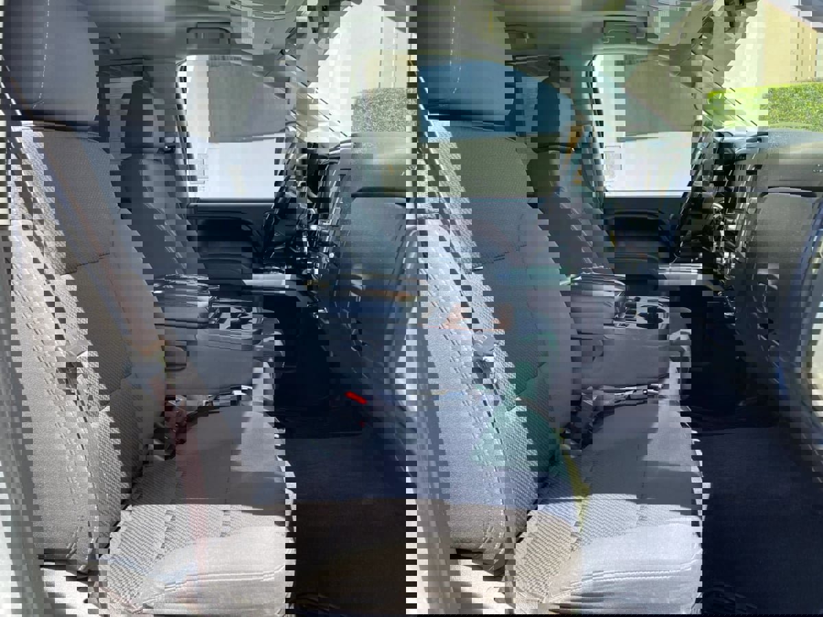 Used 2015 Chevrolet Silverado 2500 LT w/ Z71 Package, Off-Road AWD/4WD image 24