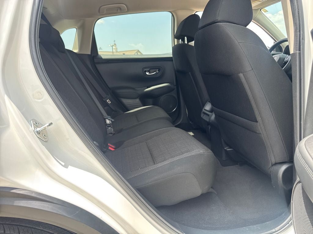 Used 2026 Honda HR-V LX image 12