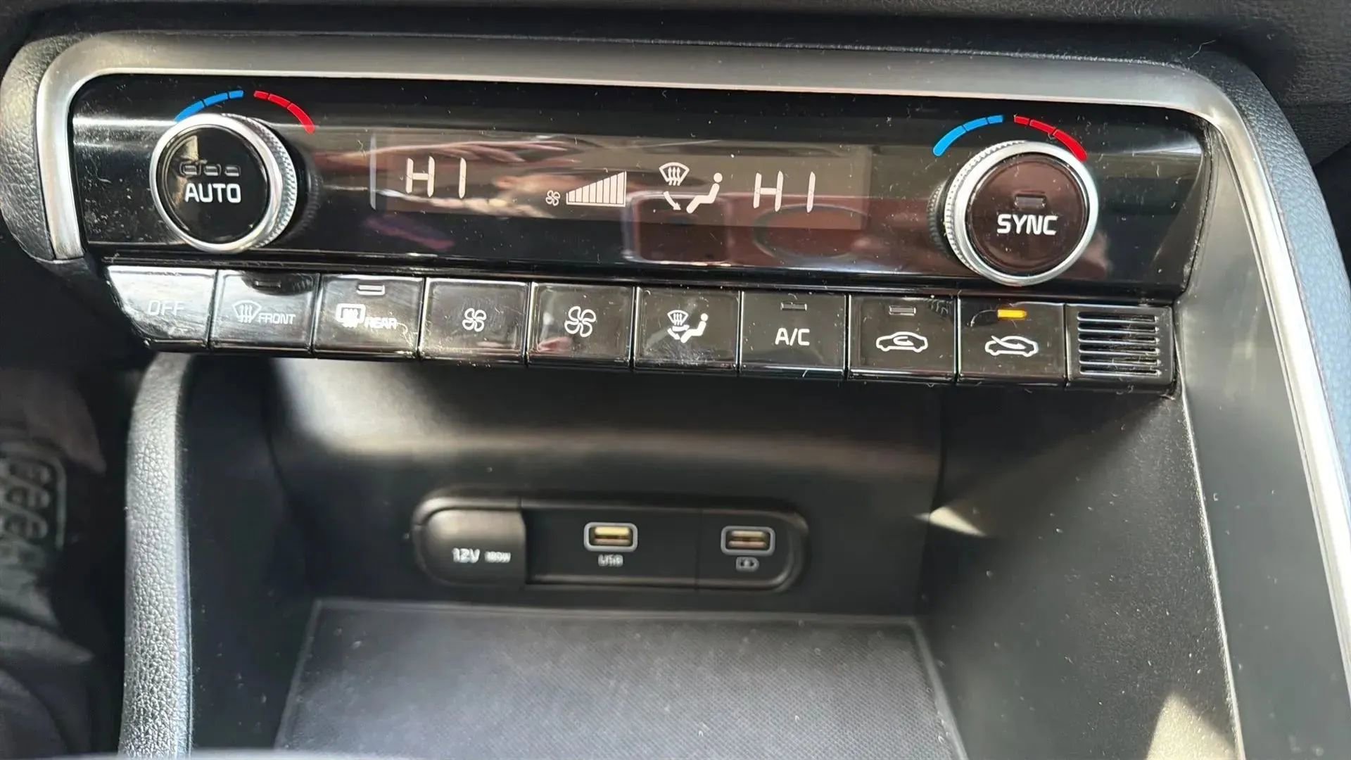 Used 2022 Kia K5 LX FWD image 19