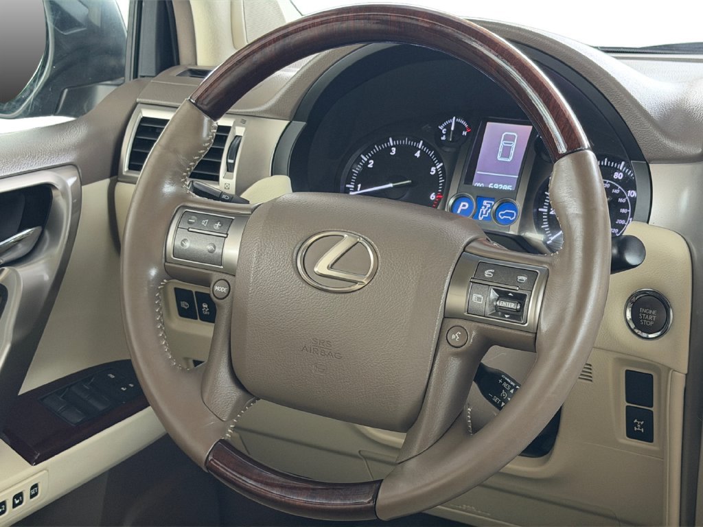 Used 2017 Lexus GX 460 Premium AWD/4WD image 13