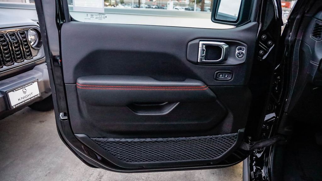 New 2025 Jeep Wrangler Unlimited Rubicon image 22