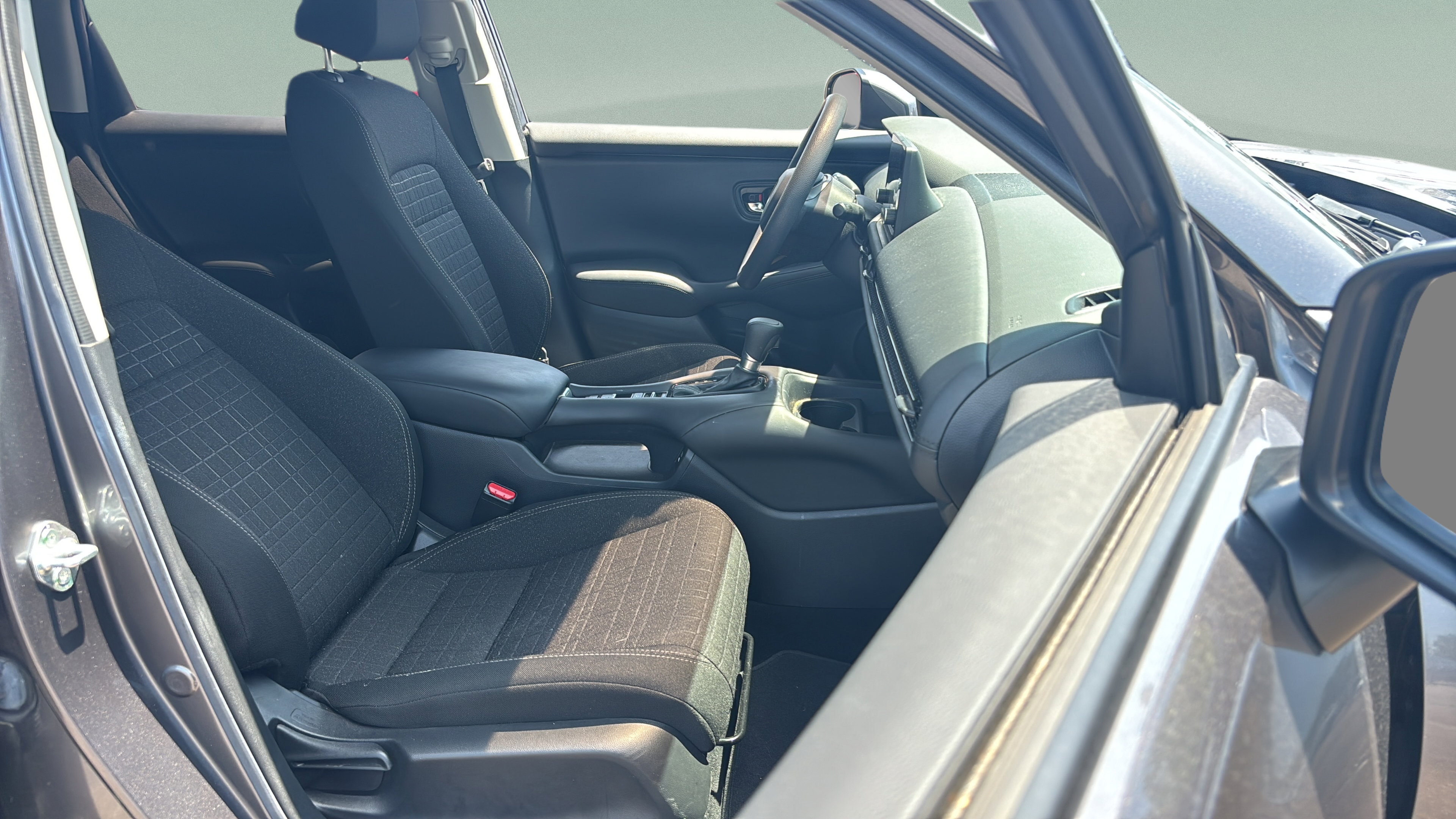 Certified 2024 Honda HR-V LX image 16