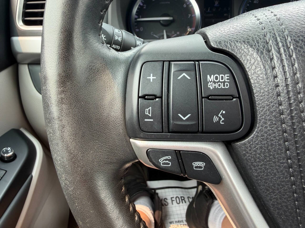 Used 2015 Toyota Highlander XLE AWD/4WD image 20