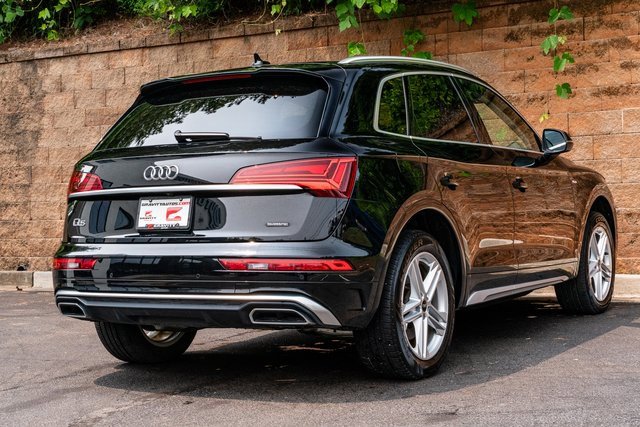 Used 2021 Audi Q5 e Premium Plus w/ Premium Plus Package image 5