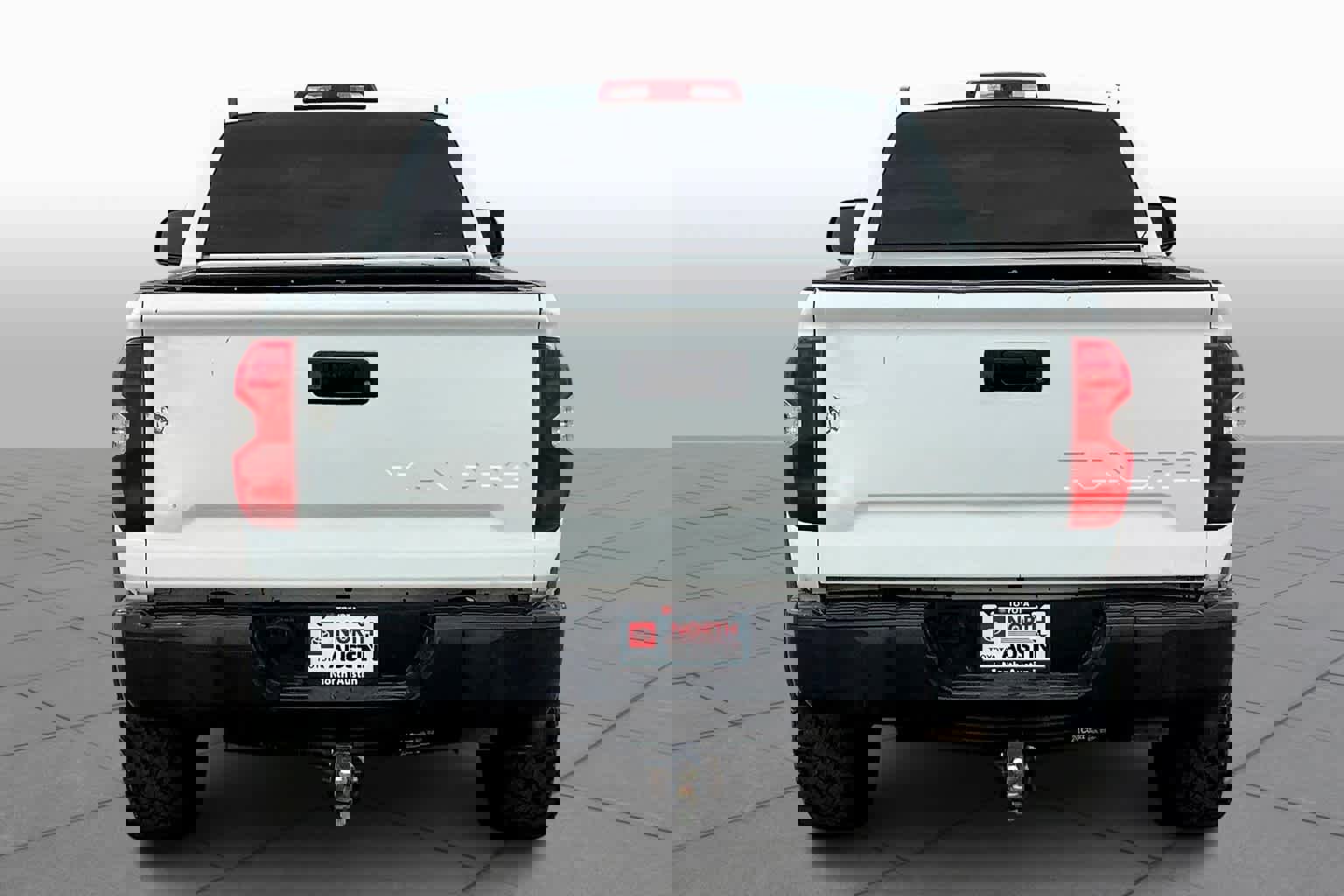 Used 2014 Toyota Tundra SR image 4