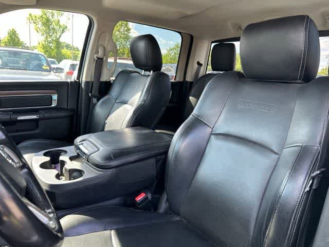 Used 2017 RAM 1500 Laramie AWD/4WD image 4