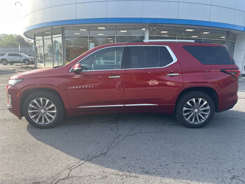 Used 2022 Chevrolet Traverse Premier w/ LPO, Cargo Package image 8