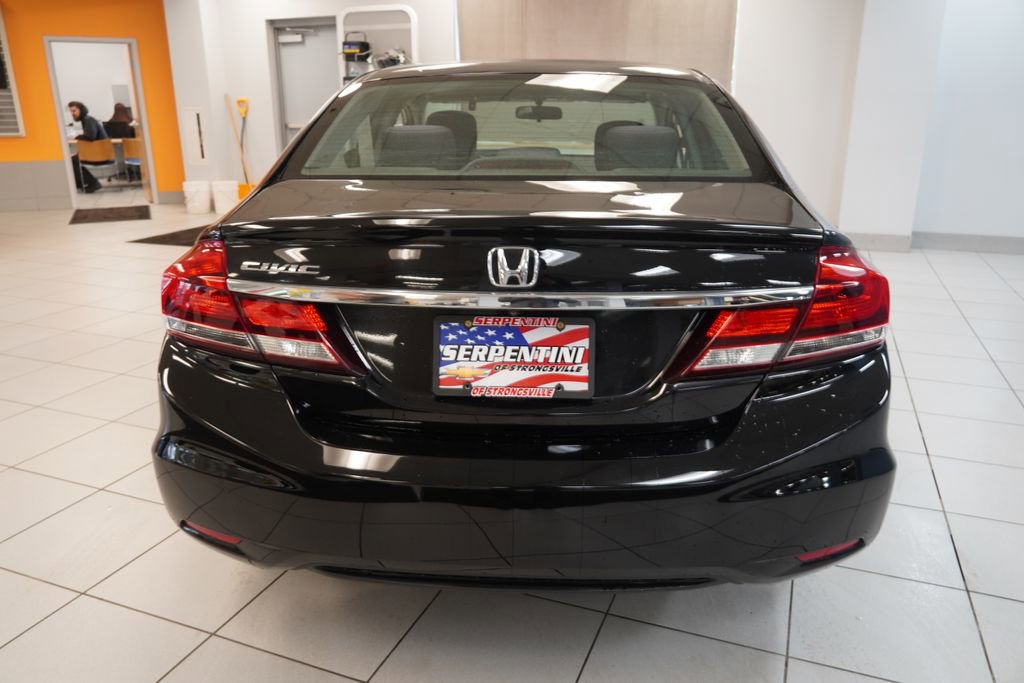 Used 2015 Honda Civic EX image 9